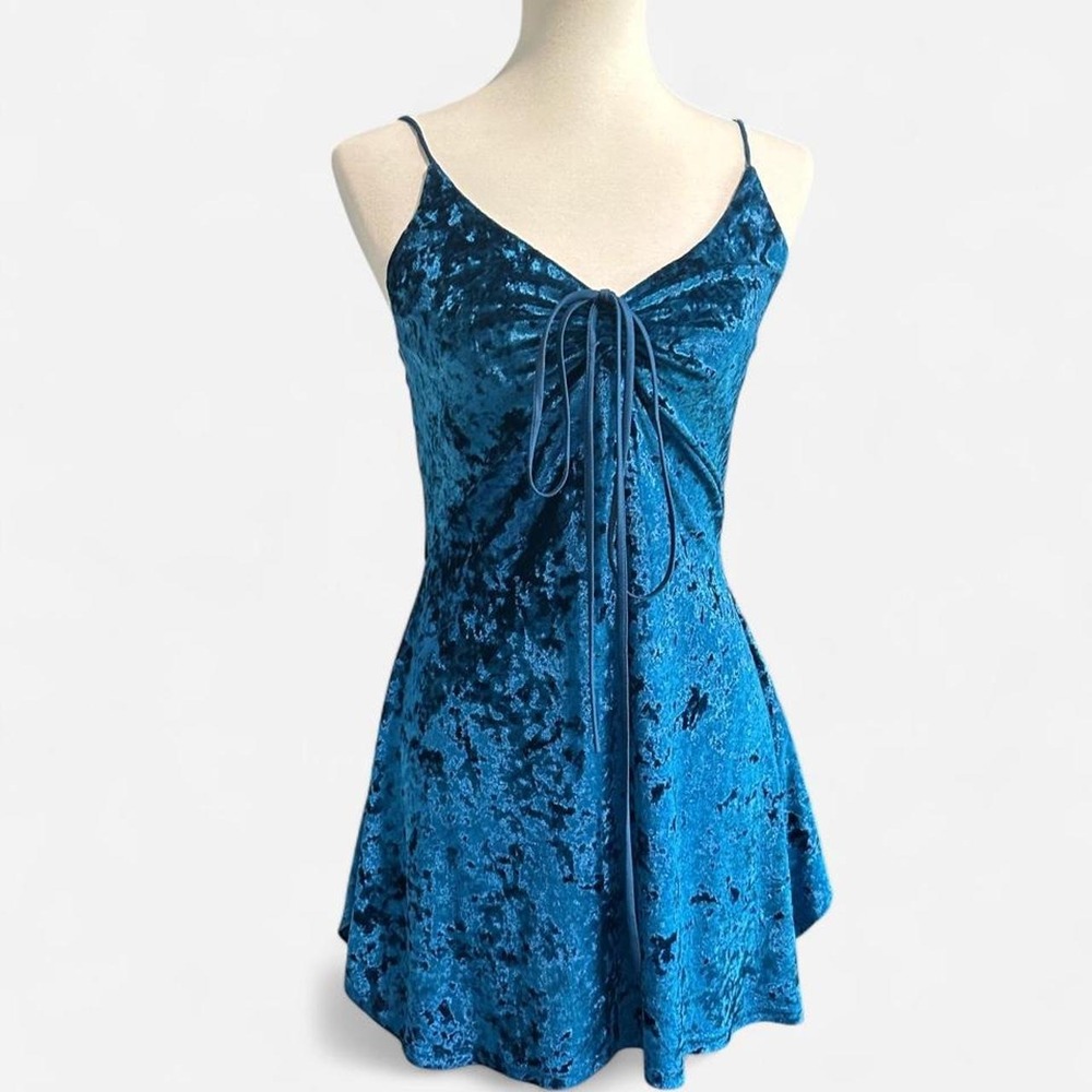 Lucy in the Sky blue crushed velvet mini dress